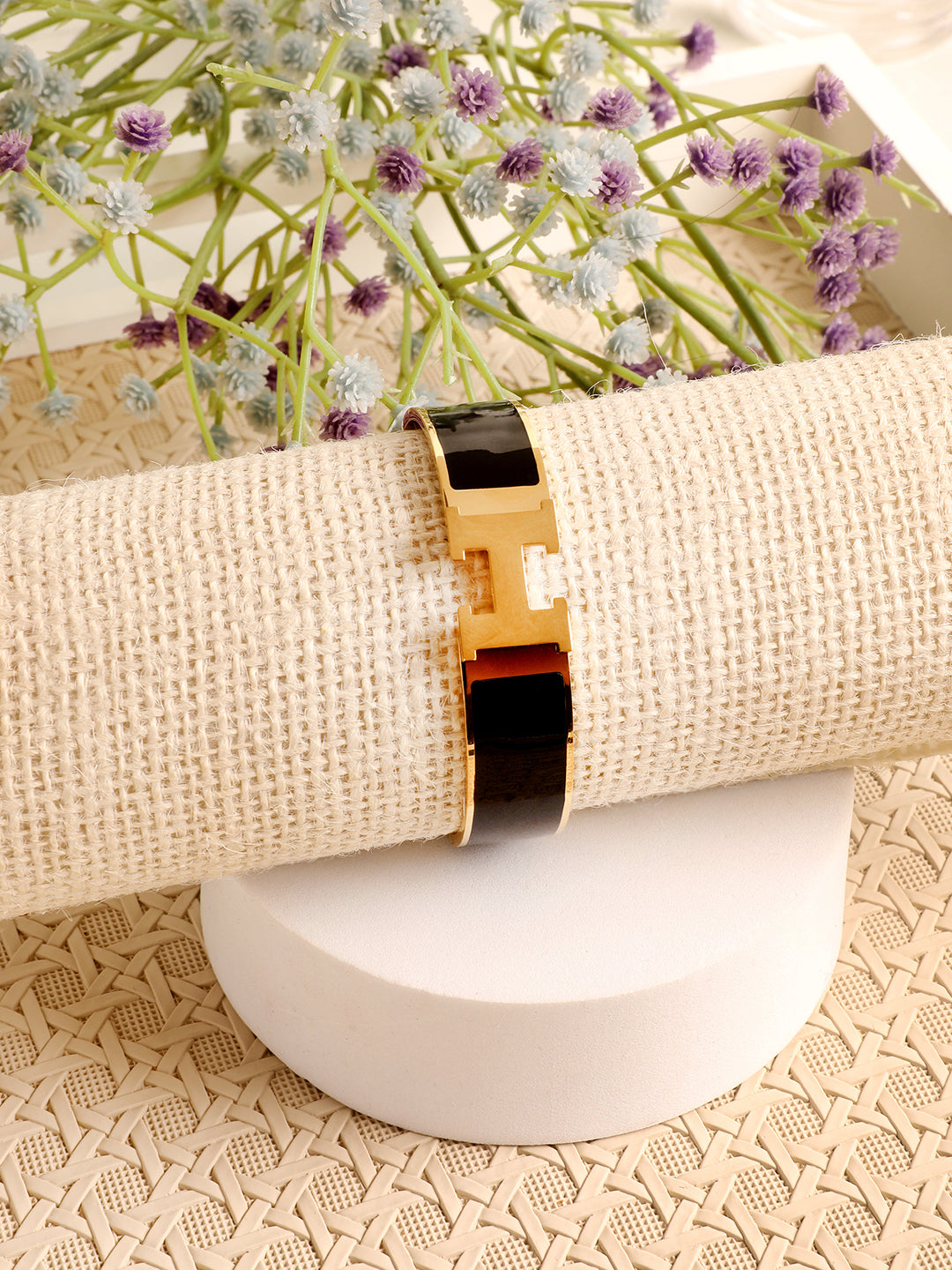 Capricious Golden Black Bracelet
