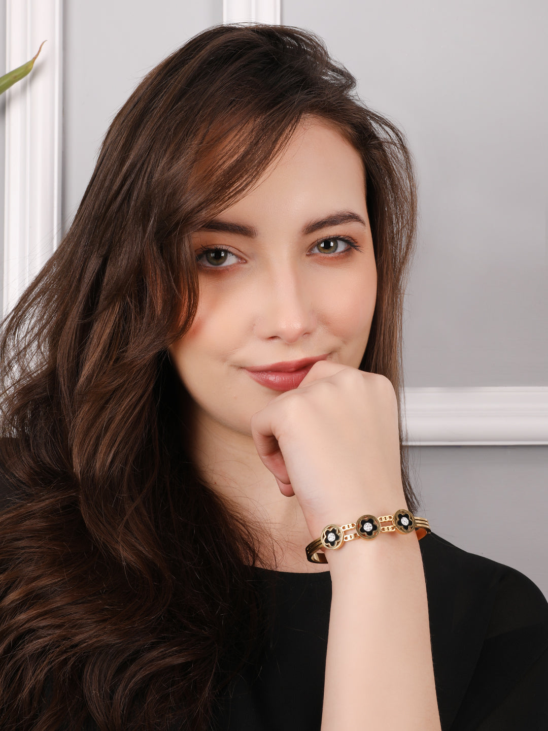Kraze Golden Black Floral Charm Bracelet