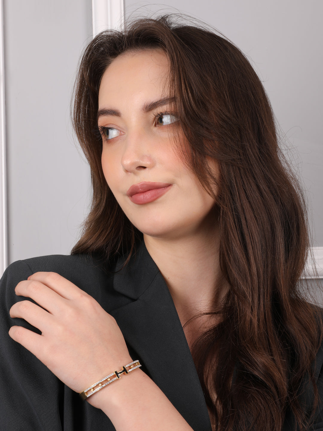 Golden Opulent Sparkling Bracelet