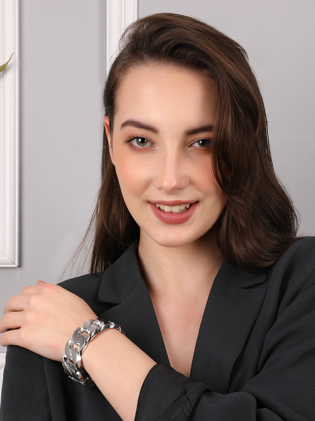 Kraze Trendy Platinum Bracelet