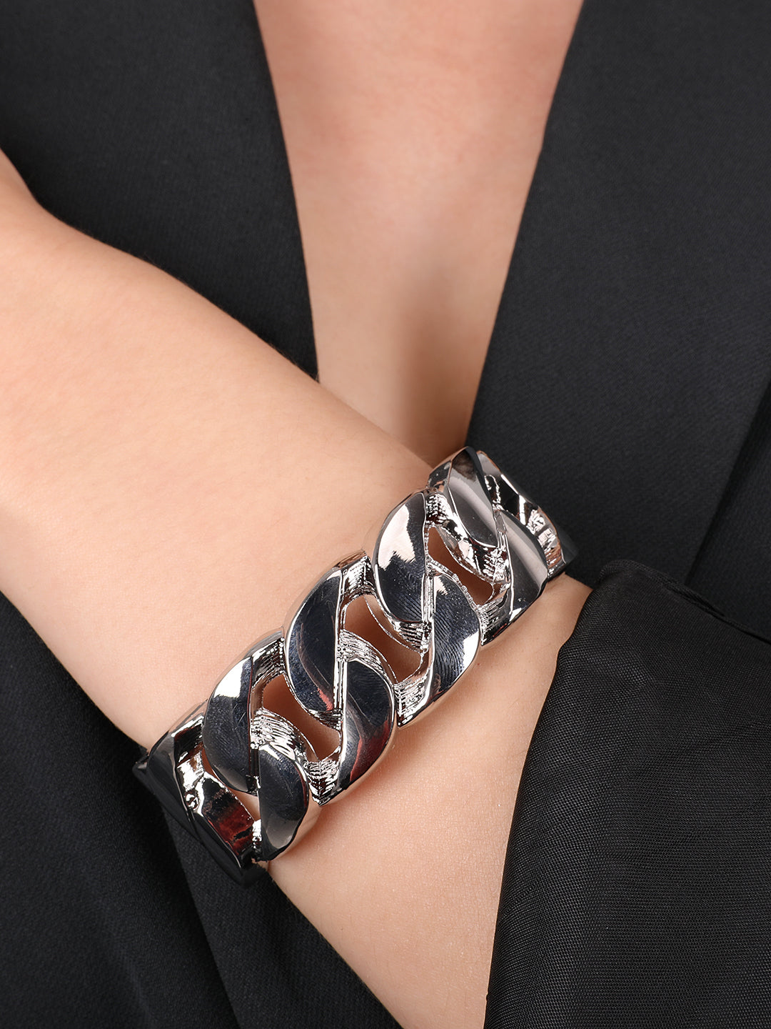 Kraze Trendy Platinum Bracelet