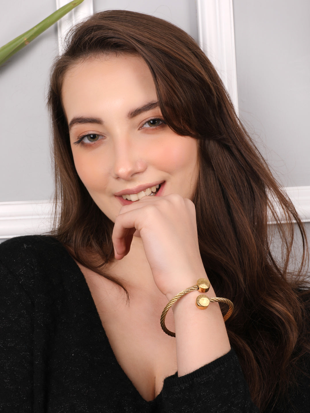 Golden Open Twisted Bracelet