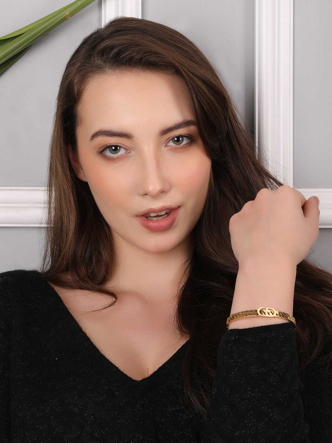 Gracious Golden Twisted Bracelet