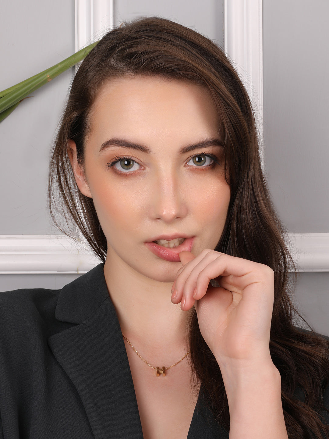 Kraze Classic Luxe H Chain