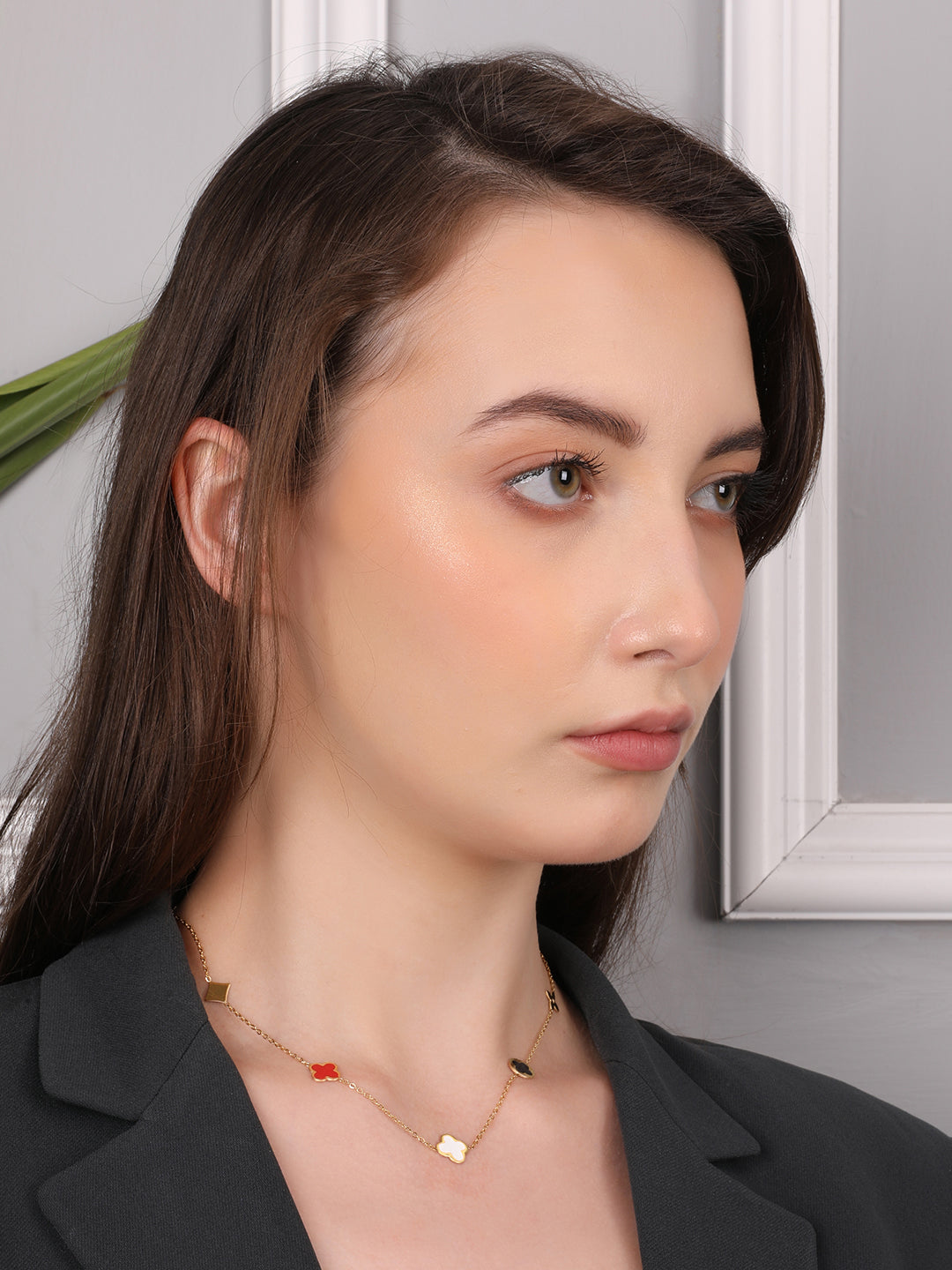 Kraze Magic Petal Pendant