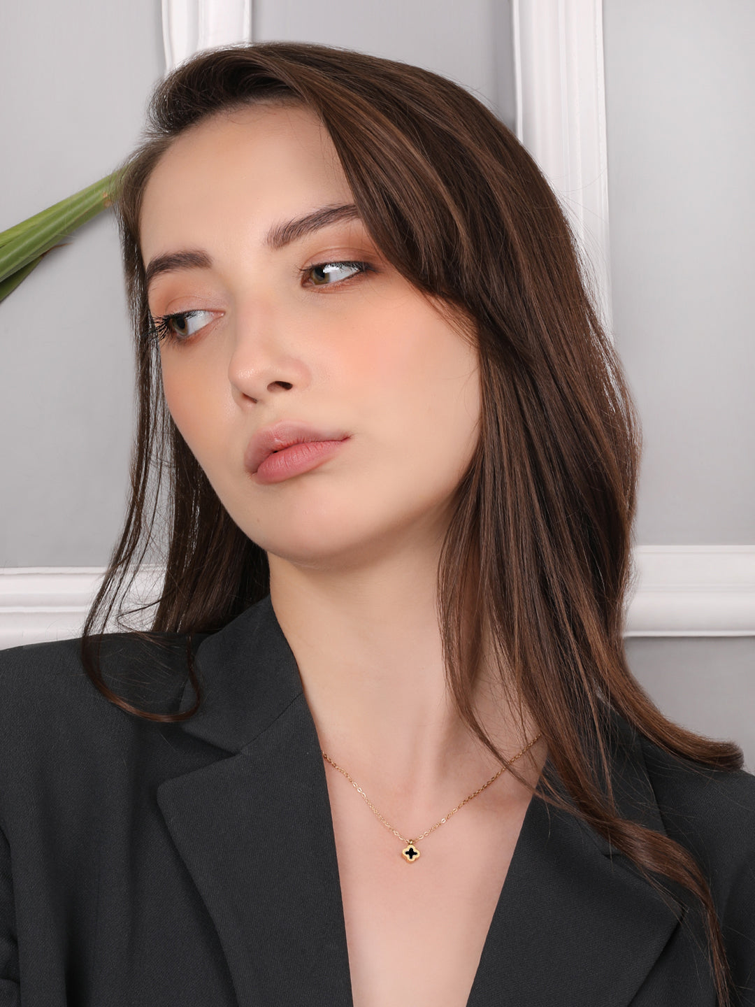 Kraze Gold Plated Pendant With Chain