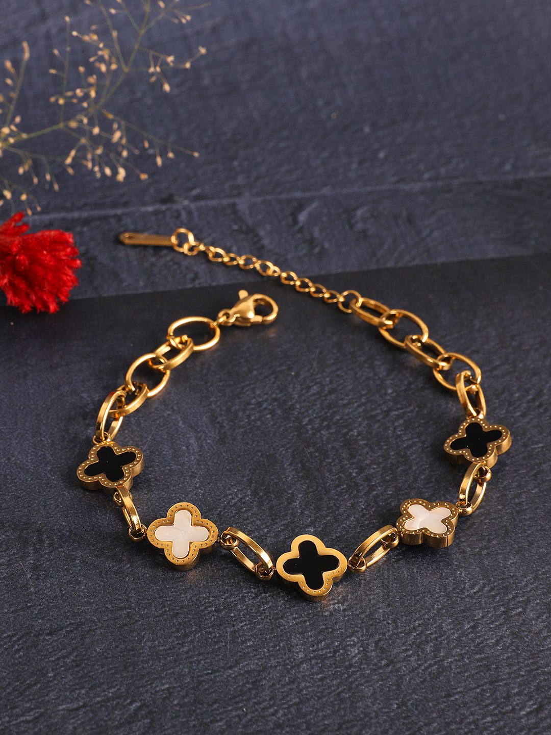 Kraze Golden Floral Link Bracelet
