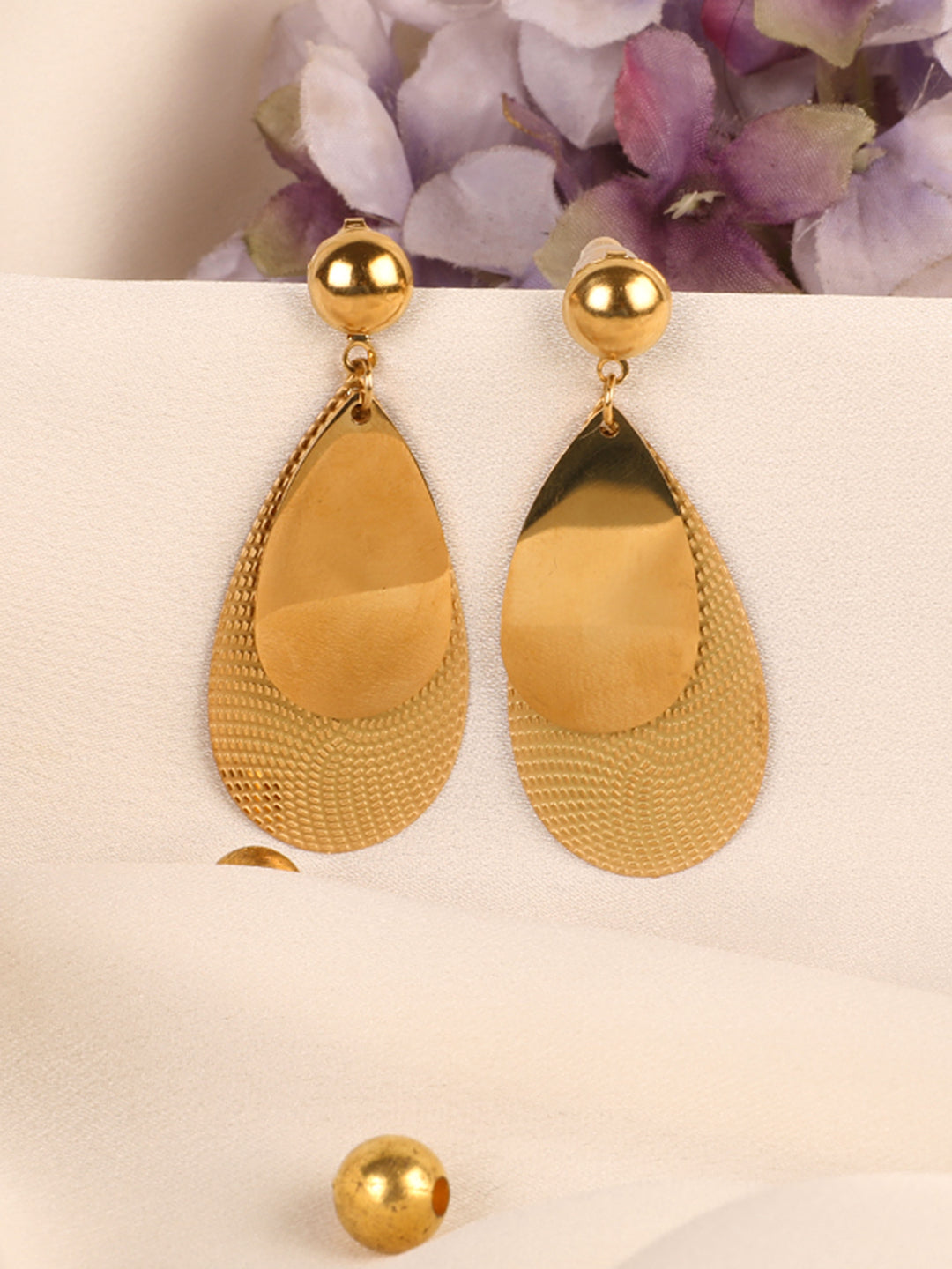 Kraze Luminous Golden Raindrop Earrings