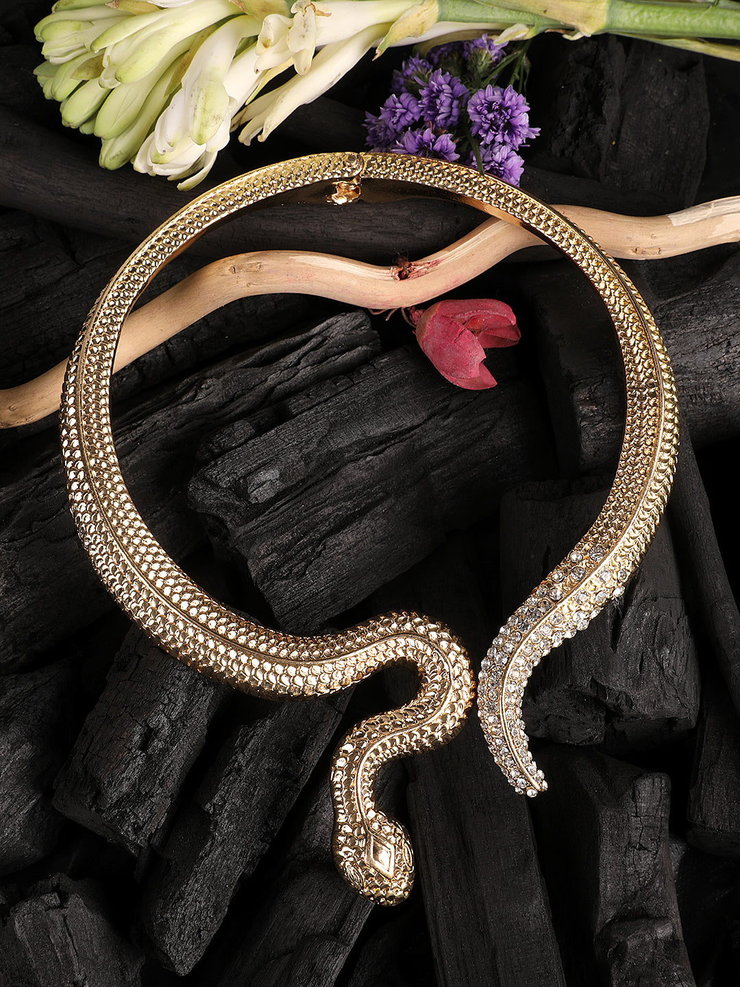 Vigorous Golden Snake Choker Necklace