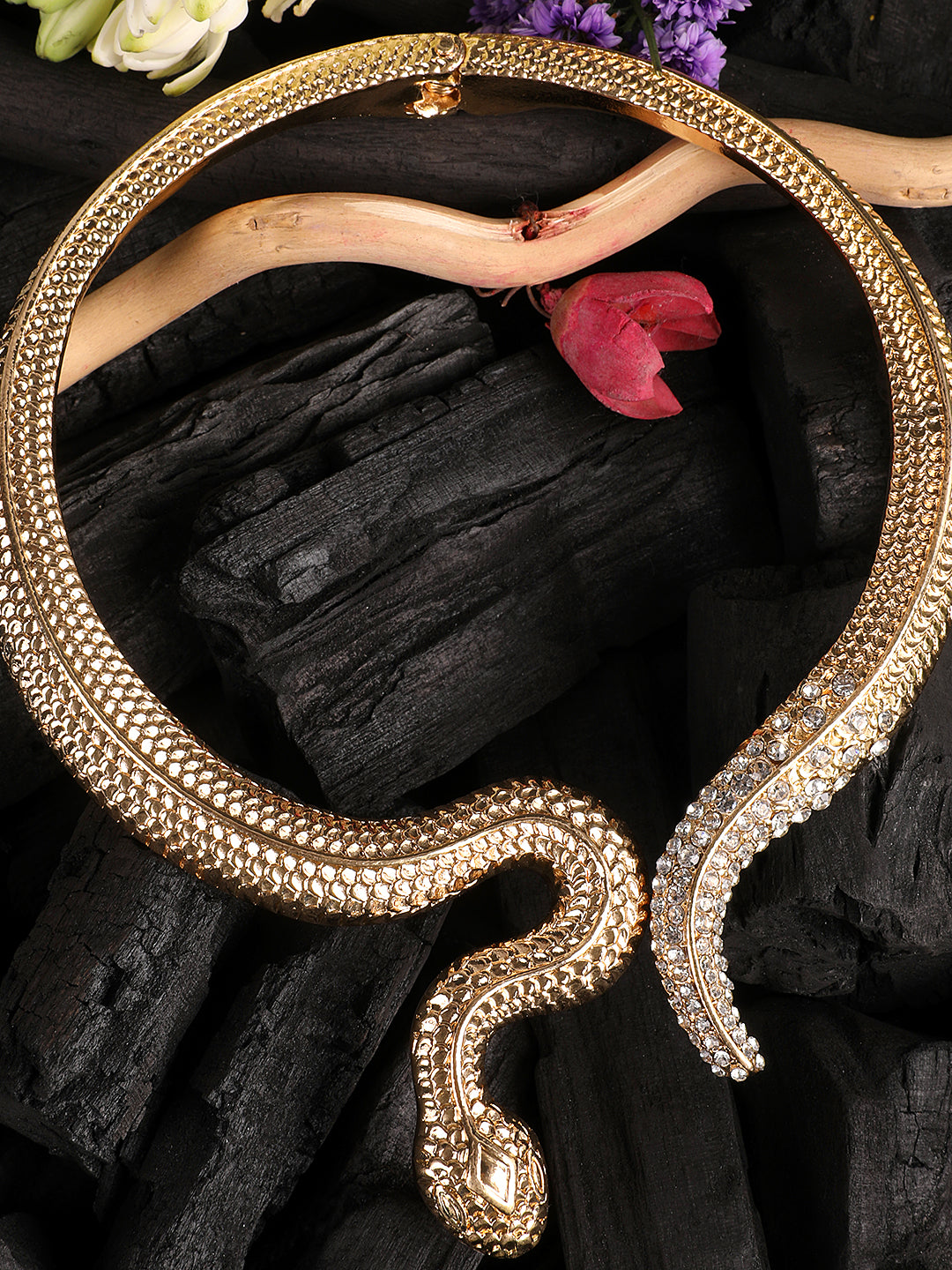 Vigorous Golden Snake Choker Necklace