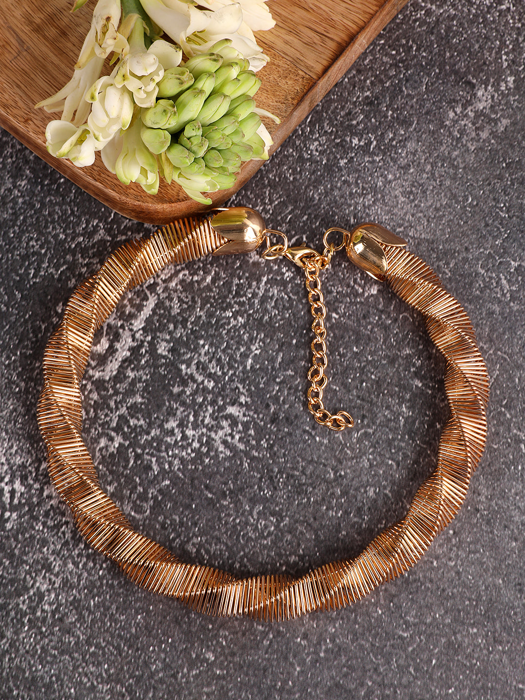 Wonderful Golden Woven Chain Necklace