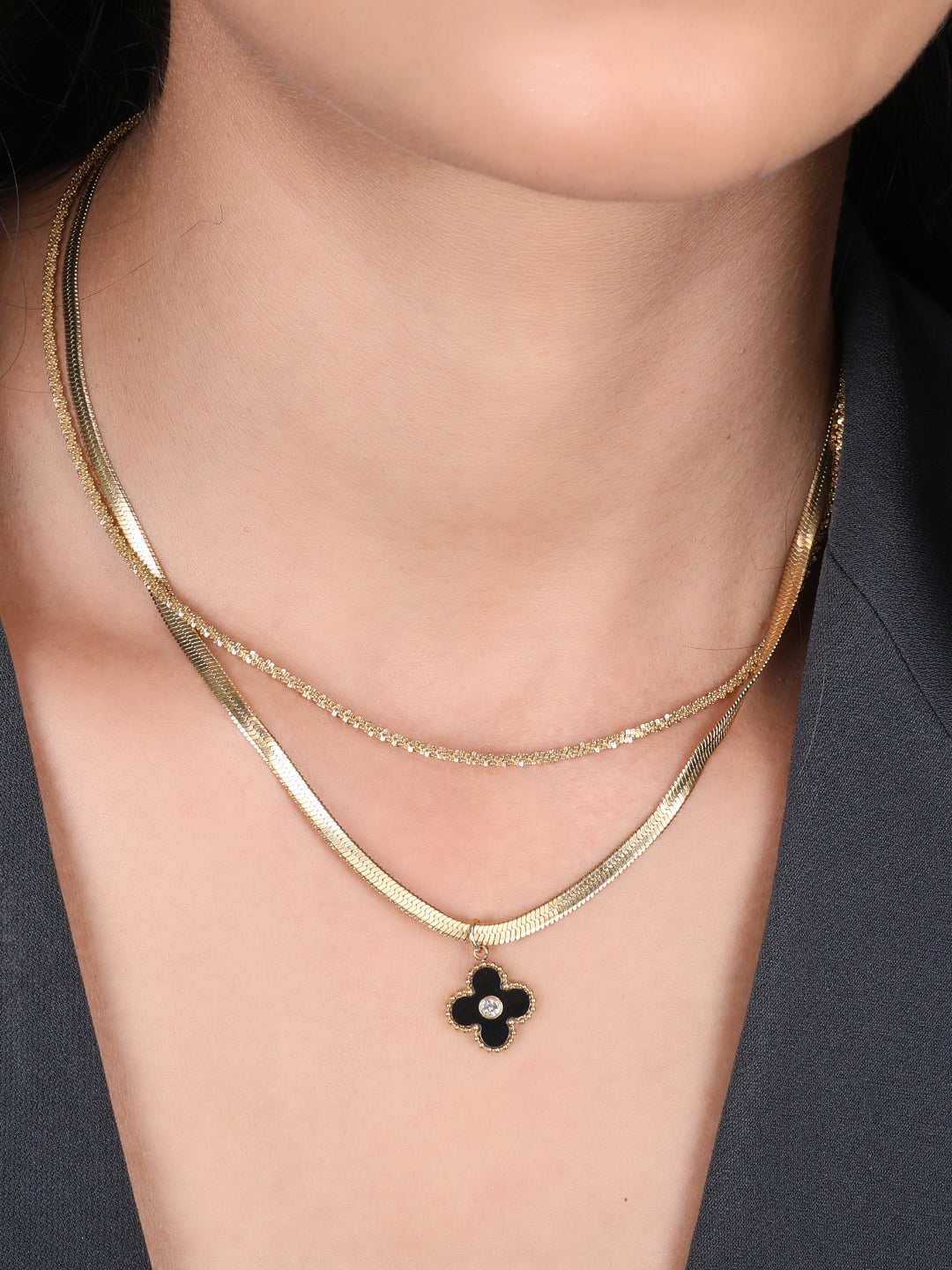 Minimal Black Flower Layered Pendant