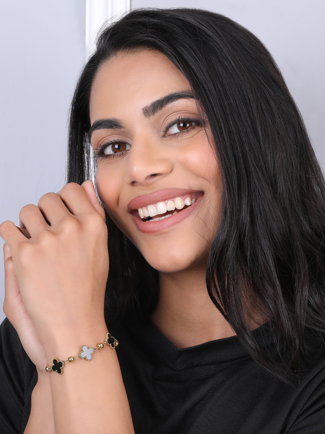 Elegant Golden Black Floral Bracelet