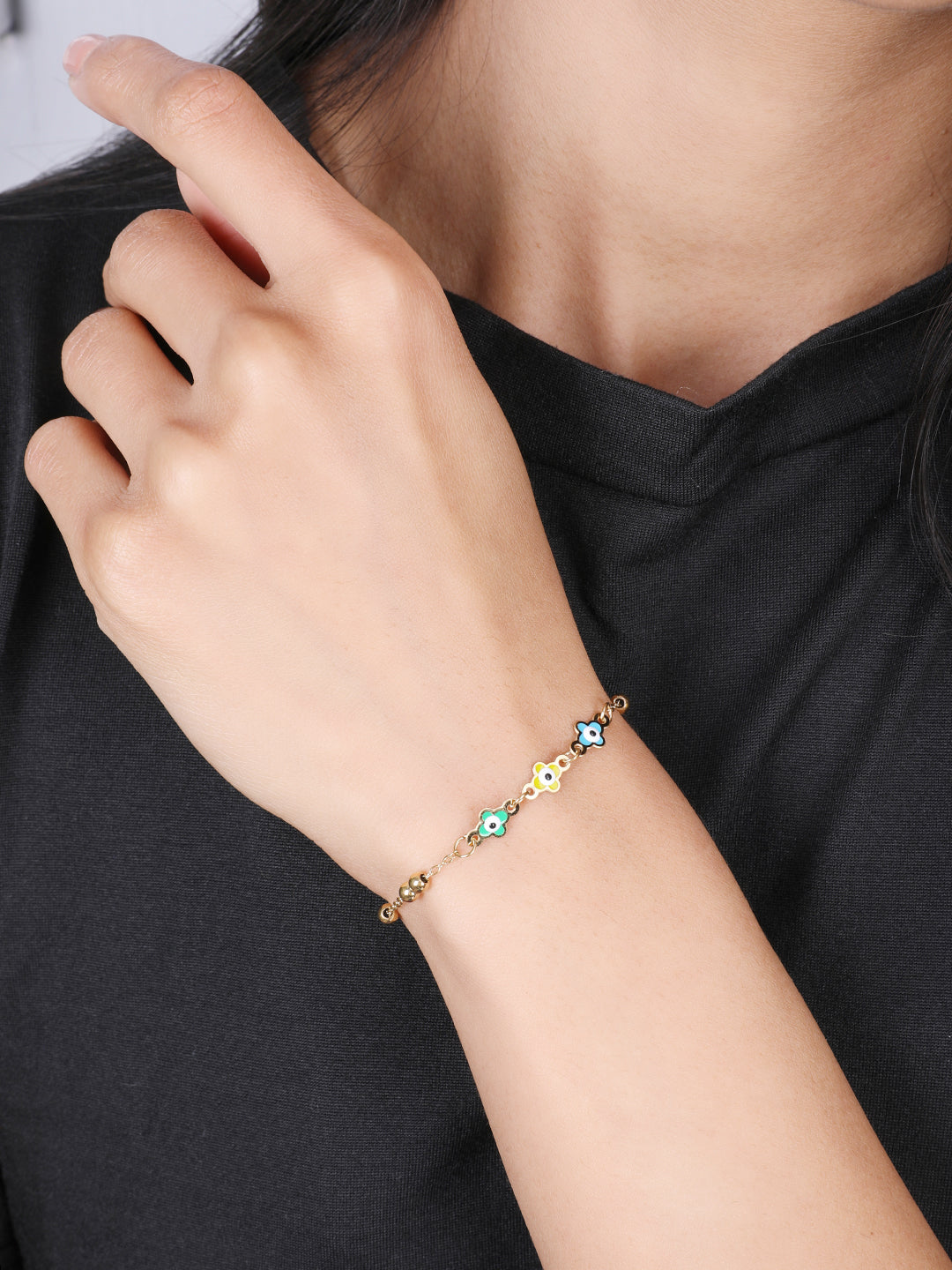 Dainty Golden Floret Bracelet