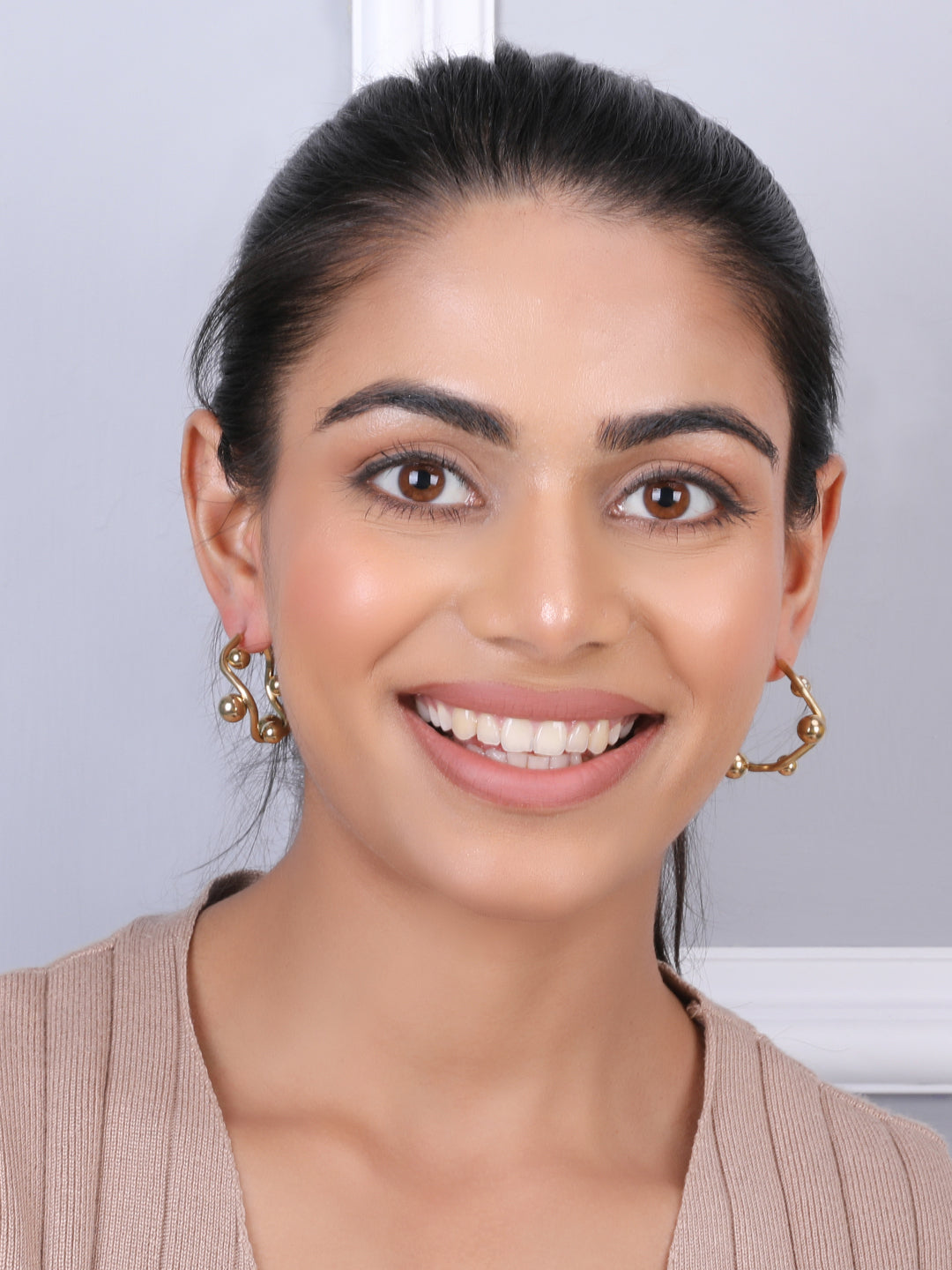 Kraze Golden Teardrop Earrrings