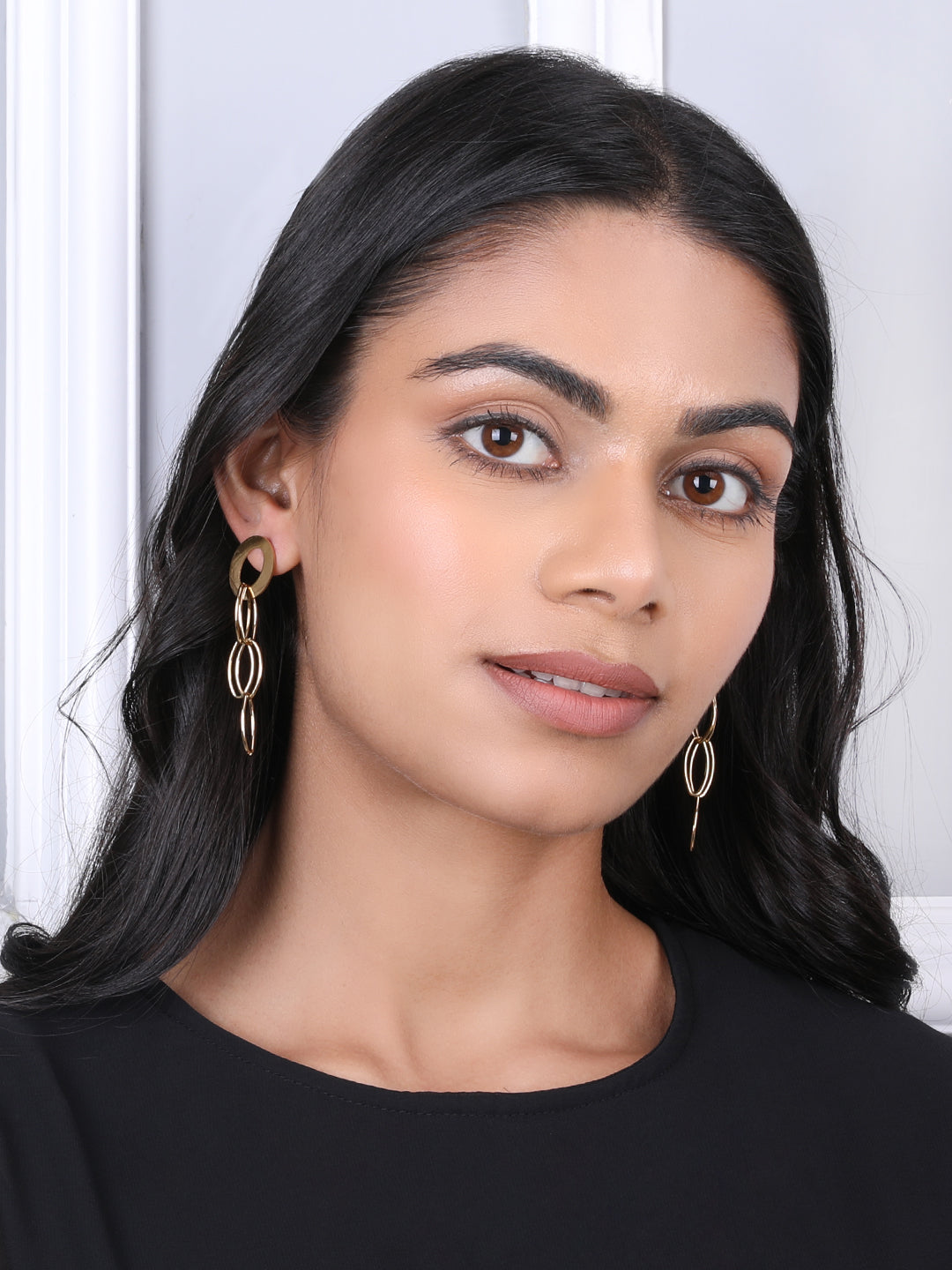 Modest Round Danglers Earrings