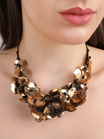 Glamorous Floral Petal Metal Necklace