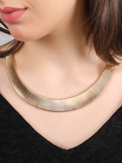 Glamorous Golden Chain Necklace