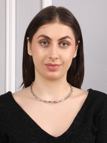 Lunar Twisted Silver Chain Necklace