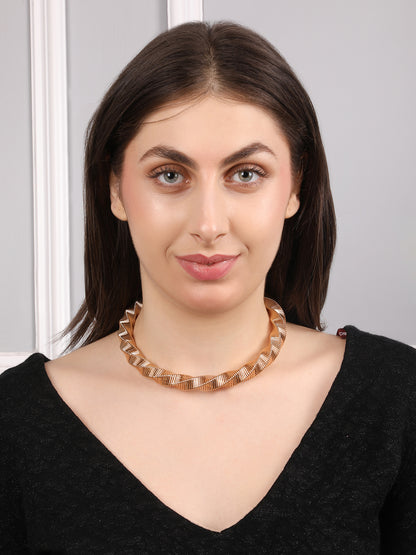 Wonderful Golden Woven Chain Necklace