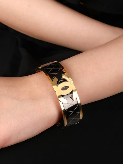 Kraze Flawless Golden bracelet