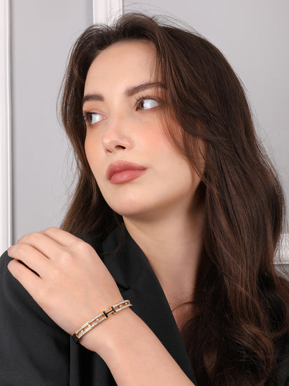 Golden Opulent Sparkling Bracelet