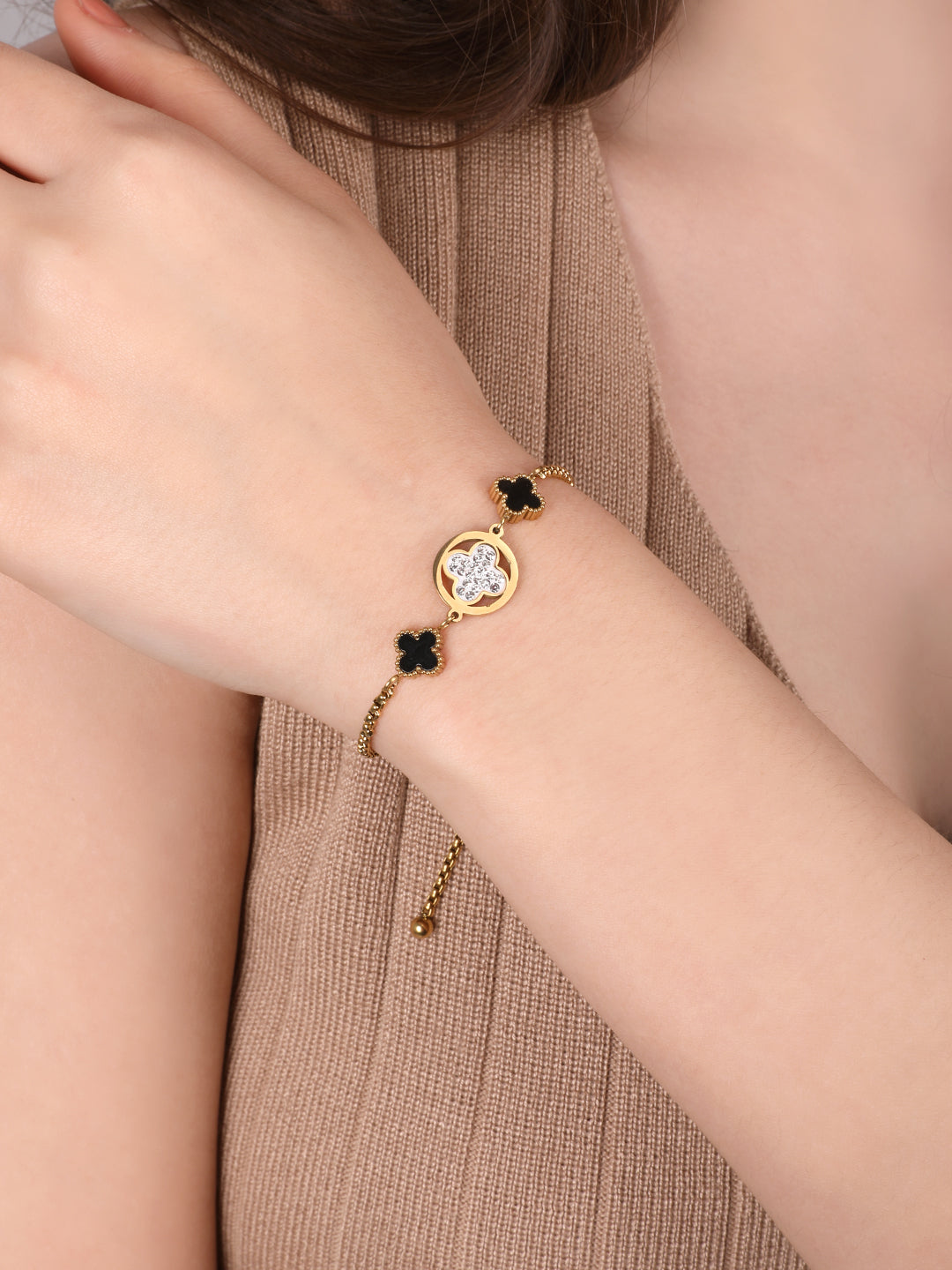 Kraze Gold Charm Bracelet