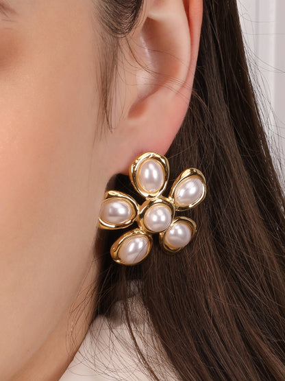 Kraze Pearl Floret Earring