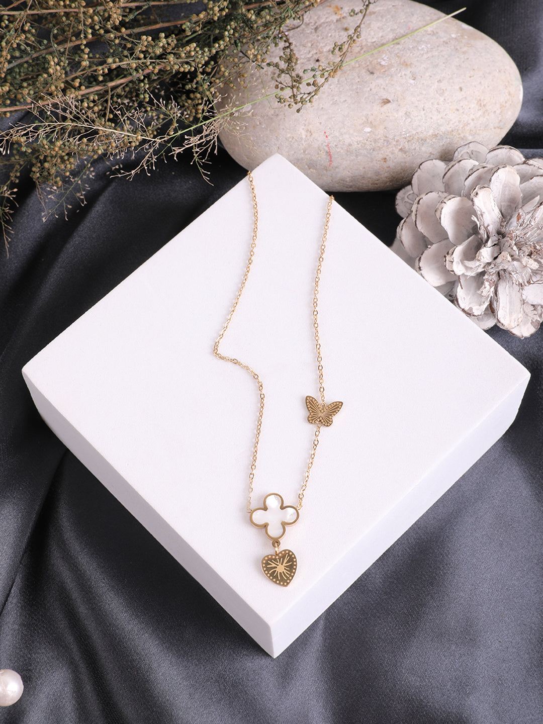 Kraze Amer Gold Charm Necklace