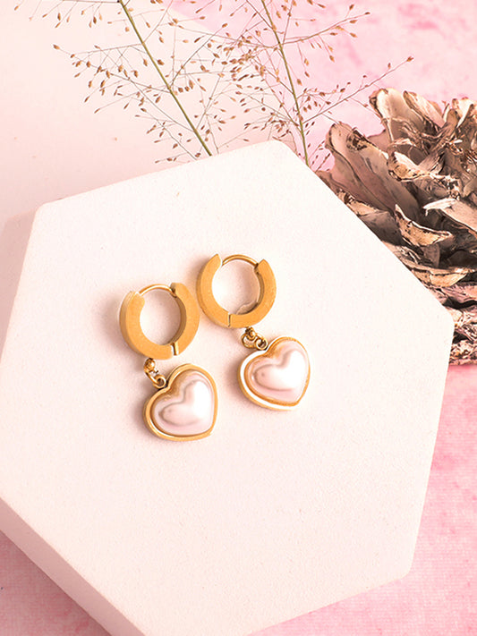 Kraze Golden Cute Heartthrob Earrings