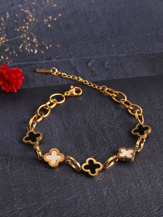 Kraze Golden Floral Link Bracelet