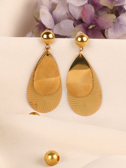 Kraze Luminous Golden Raindrop Earrings