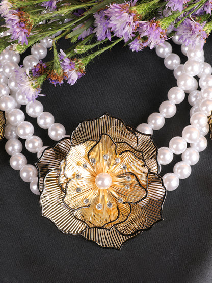 Kraze Elegant Floral Pearl Necklace Set