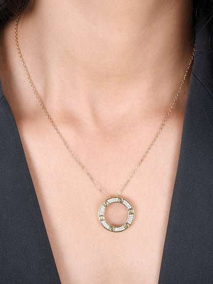 Kraze Golden Round Pendant