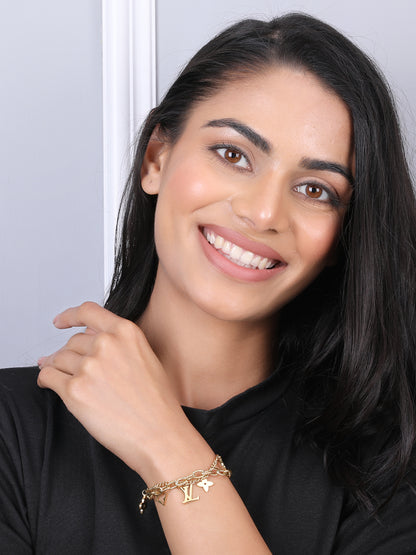 Kraze Glorious Golden Attractive Bracelet