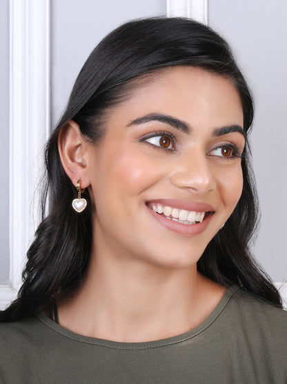 Kraze Golden Cute Heartthrob Earrings