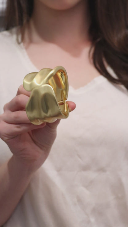 Royal Shiny Golden Bracelet